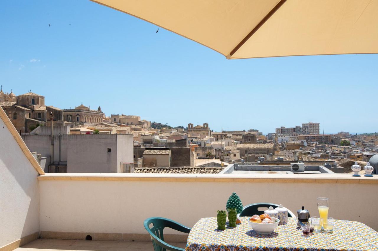 Le Terrazze Sui Tetti Di Noto By Wonderful Italy Lägenhet Exteriör bild